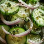 Erfrischender Gurken Zwiebel Delight